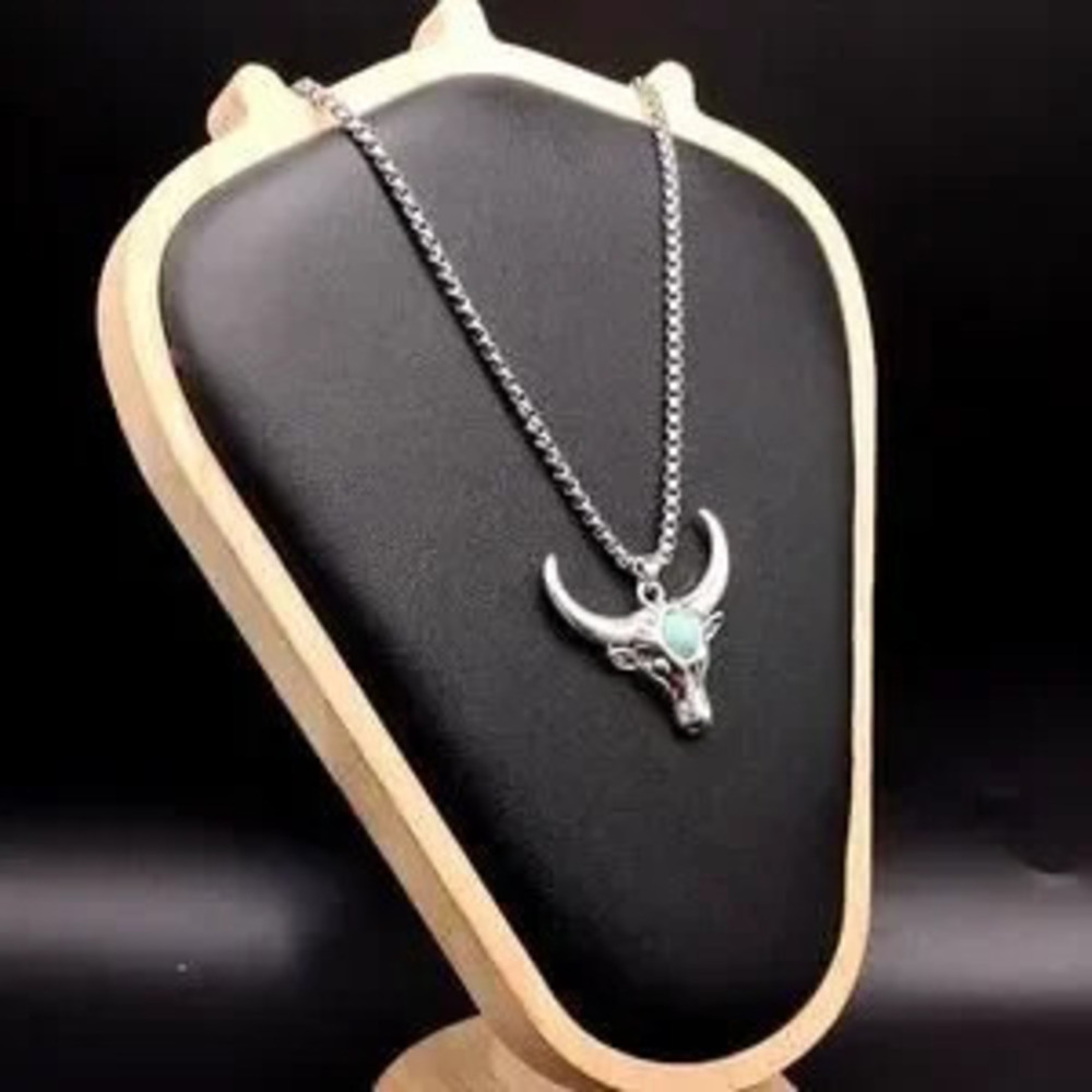 Silver Tone Necklace w/ Turquoise Bull & Horns Pendant Western Vintage Boho Gift